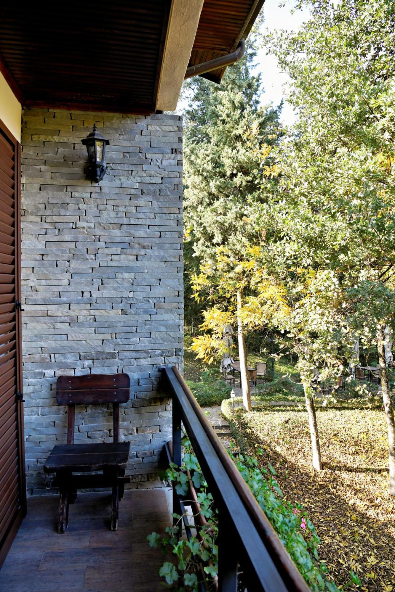 Hotel Restaurant Dreri Tirana Exterior foto